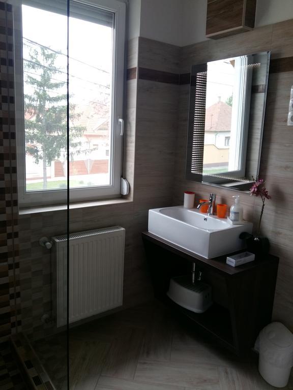 Katalin Boutique & Wellness Apartmanok Hajduszoboszlo Exterior photo